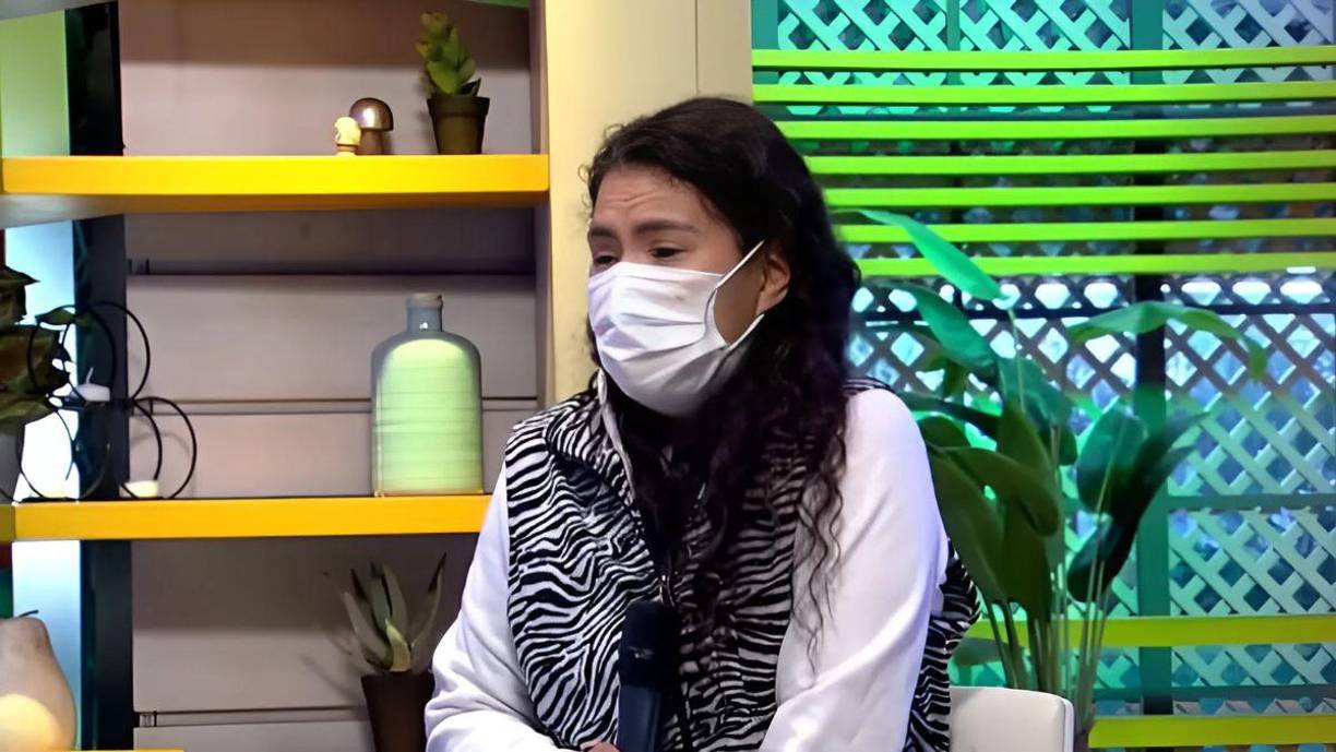 La falta de empatía y los obstáculos burocráticos agravaron la situación. En el <b>Hospital del Norte</b>, se les exigió fotocopias de documentos a altas horas de la noche, lo que retrasó aún más la atención. Finalmente, los resultados de laboratorio confirmaron que Cataleya estaba <b>descompensada</b>, con <b>plaquetopenia</b>, <b>PCR positivo</b>, y además padecía de <b>amebiasis</b>.