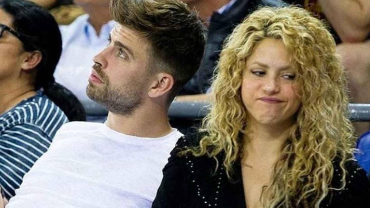 Todo empezó en medio de un viaje familiar a Disney World. Shakira estaba ilusionada pero la ilusión terminó cuando Piqué decidió no acompañarla. 