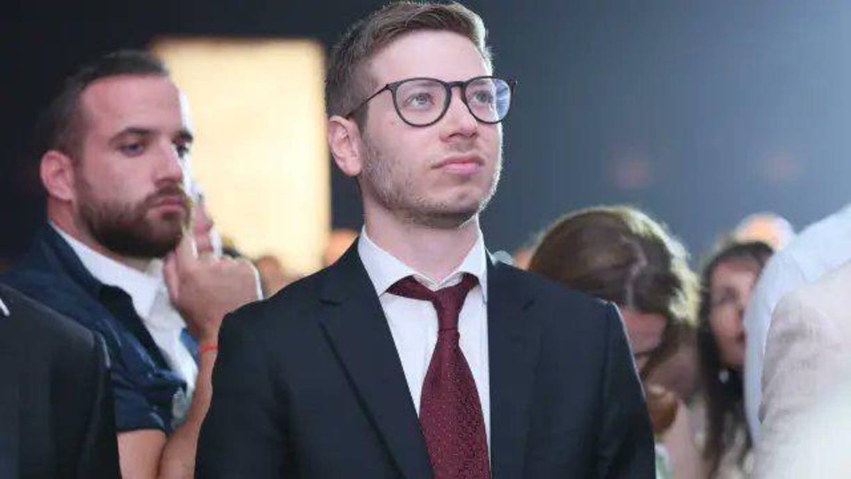 Otro soldado argumentó que él dejó su vida en Estados Unidos para sumarse a la guerra porque no podía abandonar su país en moemntos duros y de batalla.