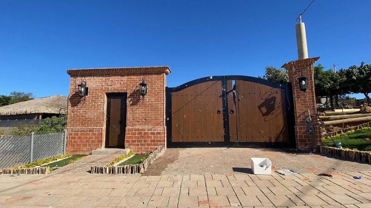 Las imágenes de la lujosa mansión donde fue capturado Ovidio Guzmán