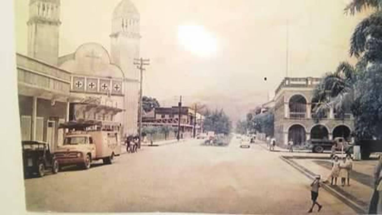 Avenida San Isidro en la década de los años 70. 