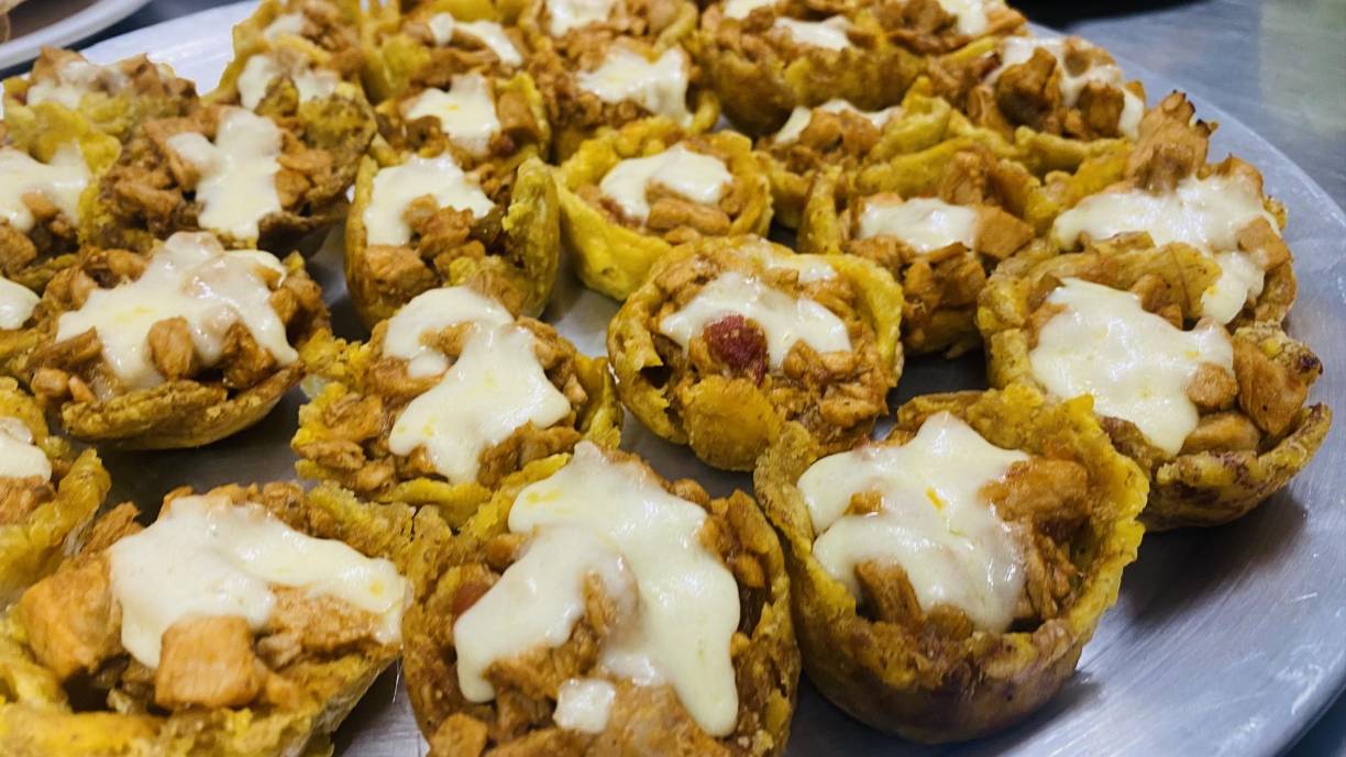 Entre los talleres impartidos destacaron los preparación de boquitas para eventos, pizza para niños, asados, bartenders, comida saludable, alitas y chicken fingers, repostería para niños y comida árabe.