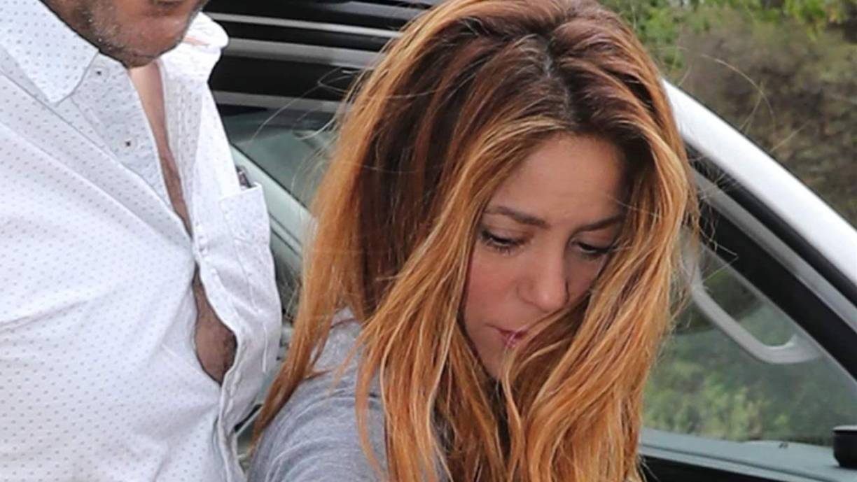 La ruptura se produjo después de que la prensa española rumoreara que la pareja estaba a punto de romper, con fuentes que afirmaban que él había engañado a la ganadora del Grammy.