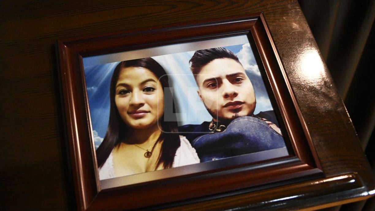 Este día, familiares y amigos despiden los restos de <b>Maryuri Azucena Murillo Méndez</b> y <b>José Carlos Dubón Hernández</b>, dos hondureños que fueron asesinados a balazos el pasado <b>28 de julio</b> en <b>Tapachula, México</b>.