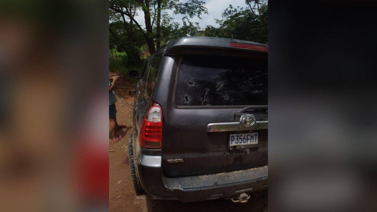 Preliminarmente, las víctimas han sido identificadas como Eliel Navarro, Oniel Valle, Paola García y la última mujer solo como “Rosa”.