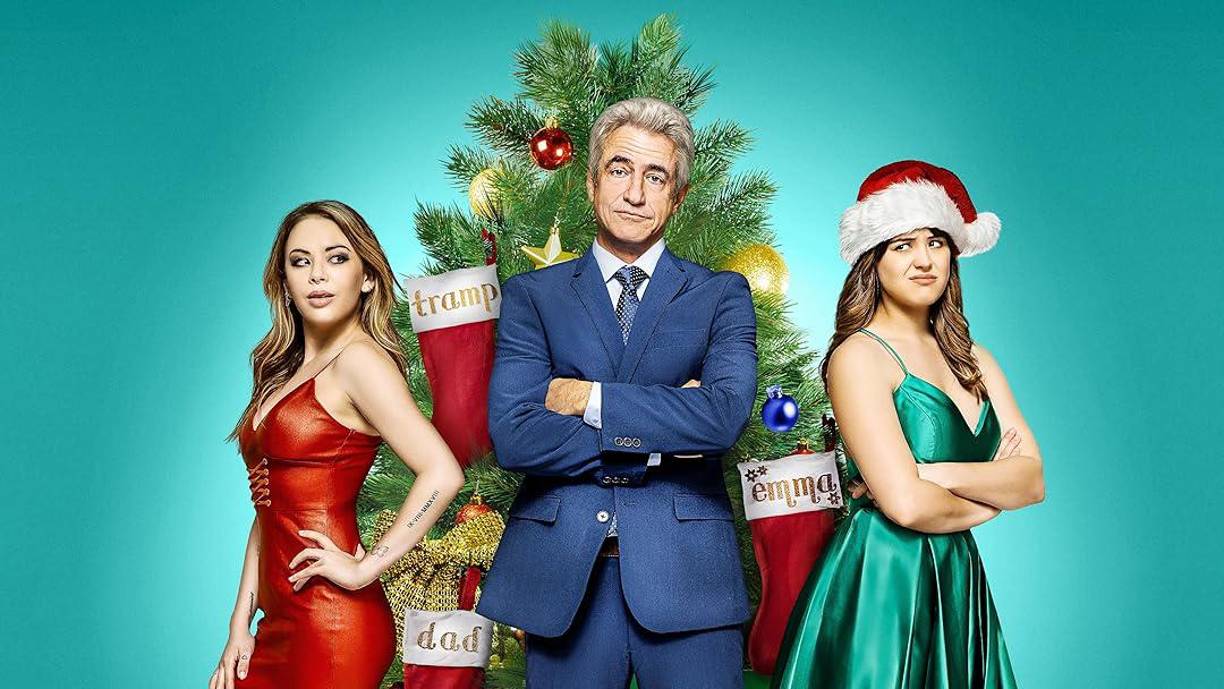 <b>‘Navidad Cancelada’: </b>Emma debe superar el shock tras enterarse de que pasará las fiestas con su padre viudo y su nueva novia, una antigua amiga-enemiga de la secundaria. Protagonizada por Hayley Orrantia, Dermot Mulroney y Janel Parrish.