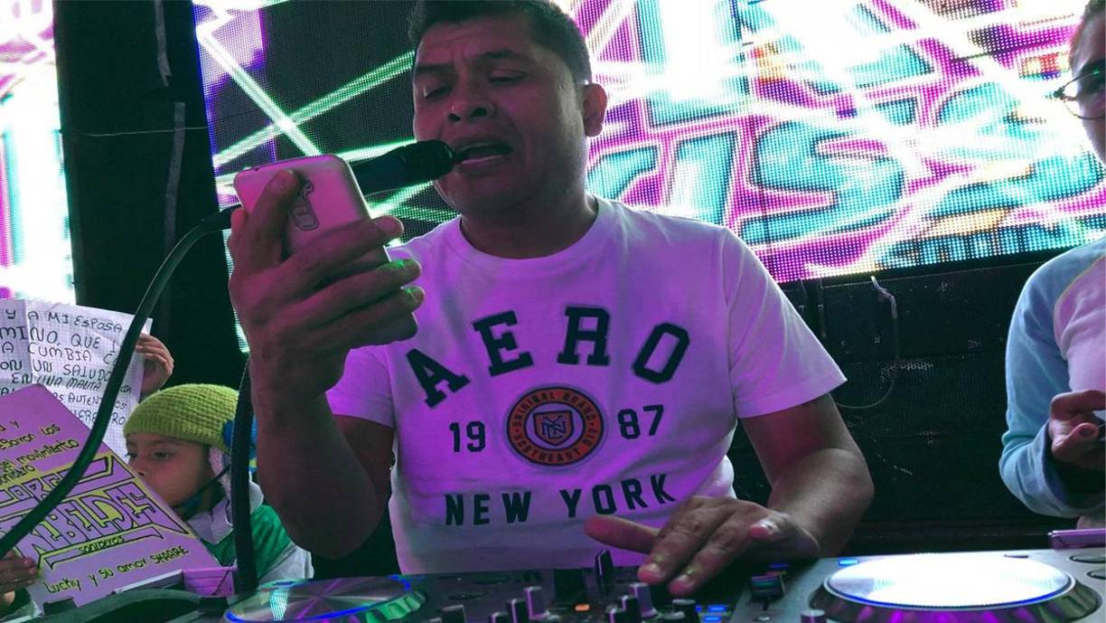 Un mes atrás recorrió el estado de Baja California como invitado de “La Gloria Bar” en Tijuana.