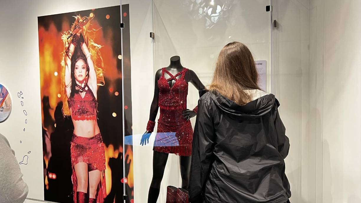 Anteriormente el Museo Grammy conmemoró en su sección latina a la carrera del cantante mexicano Marco Antonio Solís y para 2024 se prevé una exposición dedicada a los 25 años de La Academia Latina de la Grabación. 