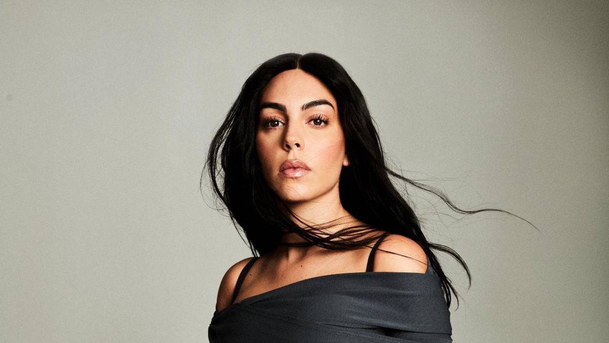 “El ser humano, antes o después, envejece y esto, para muchas personas es un problema. Es fundamental sentirte segura de ti misma, estar saludable, aceptarte y quererte como eres... Esa es la belleza que perdura siempre, la del alma”. 