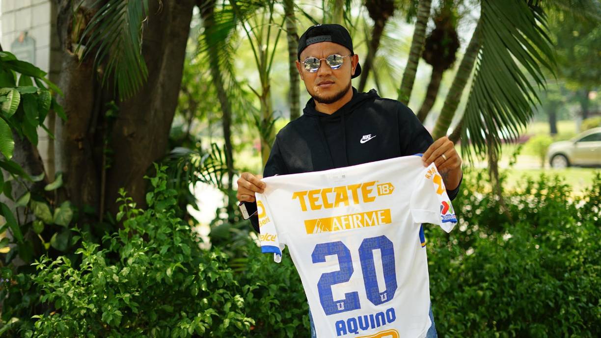 El futbolista hondureño Mario Martínez sorprendió con su presencia en el hotel de concentración de Tigres.