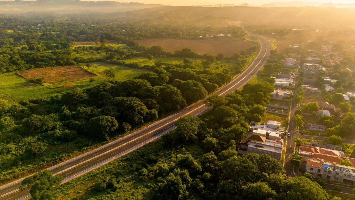 Imágenes del periférico Gerardo Barrios inaugurado en El Salvador. 