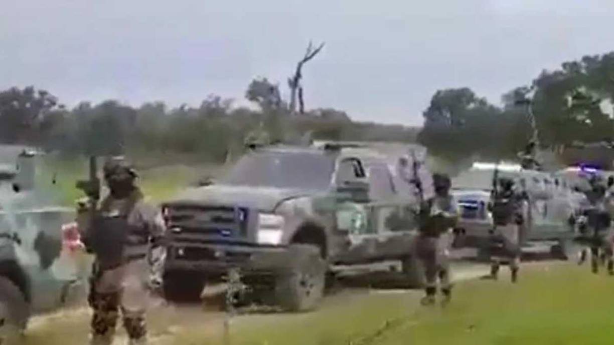  Posterior a ese enfrentamiento, miembros del CJNG incendiaron automóviles, unidades de transporte público, tiendas de conveniencia y comercios en Zapopan, y posteriormente en Irapuato, Celaya y León.