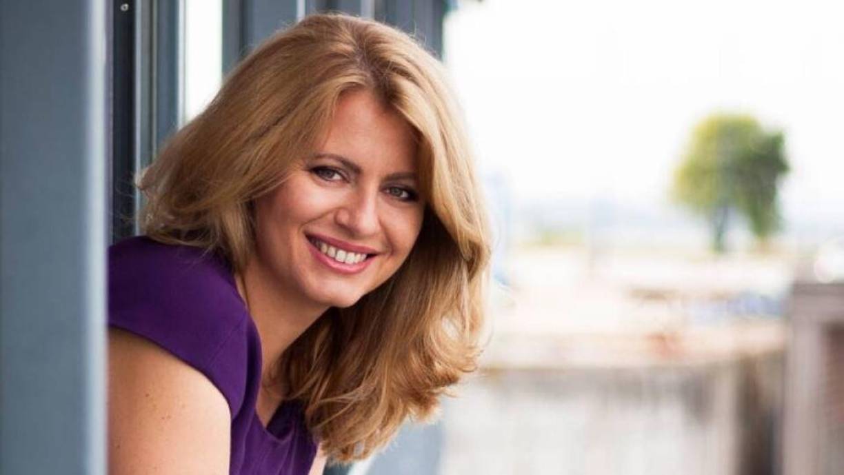 <b>Además es una activista socio-jurídica neófita en política, salió elegida el 30 de marzo de 2019 presidenta de la República Eslovaca con un plantel de intenciones para “recobrar la confianza de los ciudadanos en la vida pública”, la cual, manifiesta, debe regirse por el “humanismo, la solidaridad y la verdad”. </b>