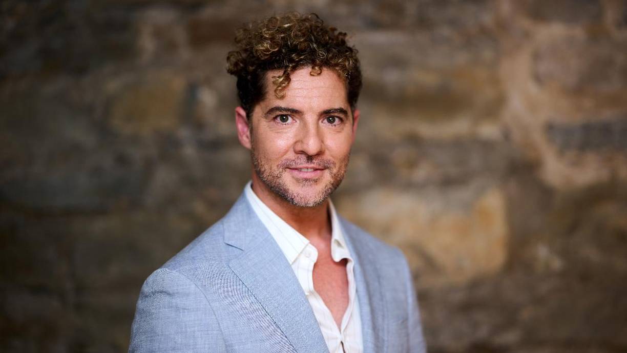 Igualmente, David Bisbal, Alejandro Fernández, Luis Fonsi, Juan Luis Guerra, Carín León, Elena Rose y Ela Taubert, así como la Persona del Año 2024 de La Academia Latina de la Grabación, Carlos Vives.