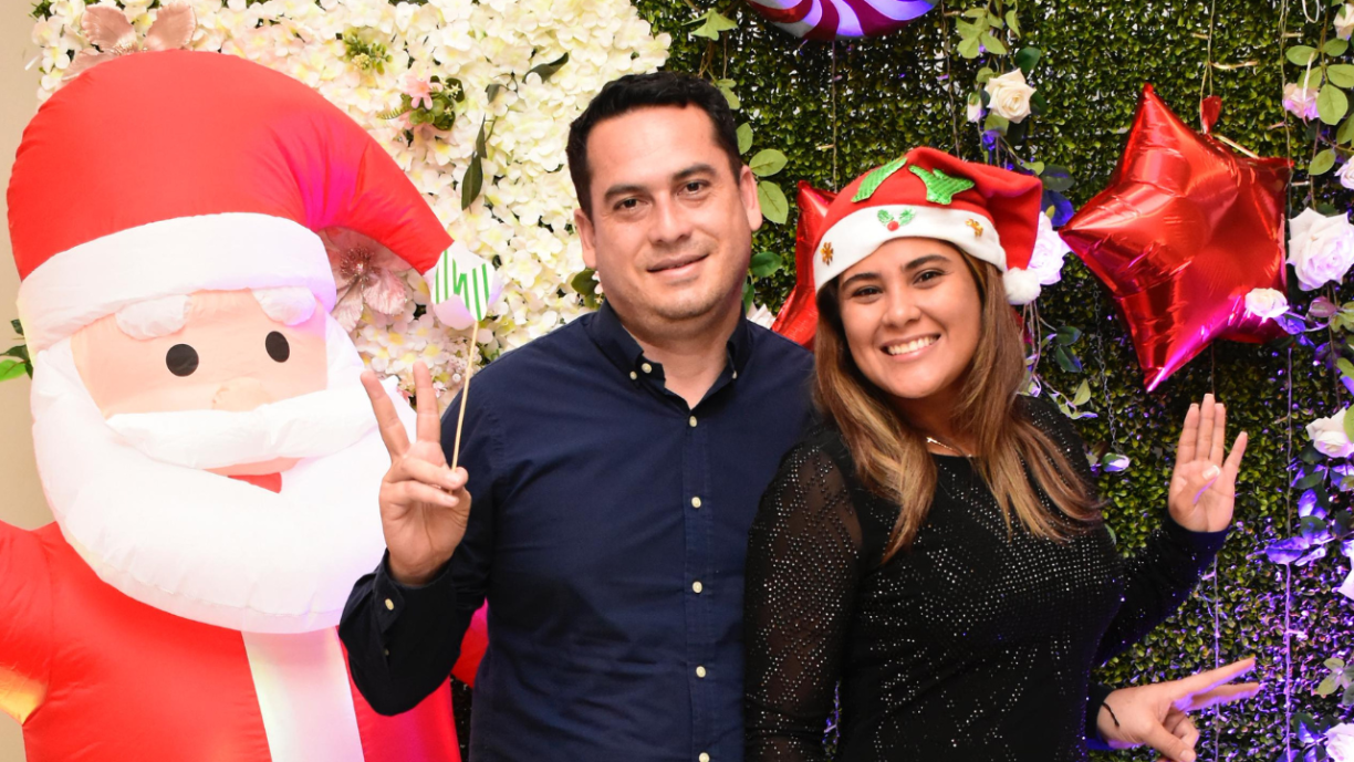 La noche se prestó para tomarse un fotografía que quedará de recuerdo.