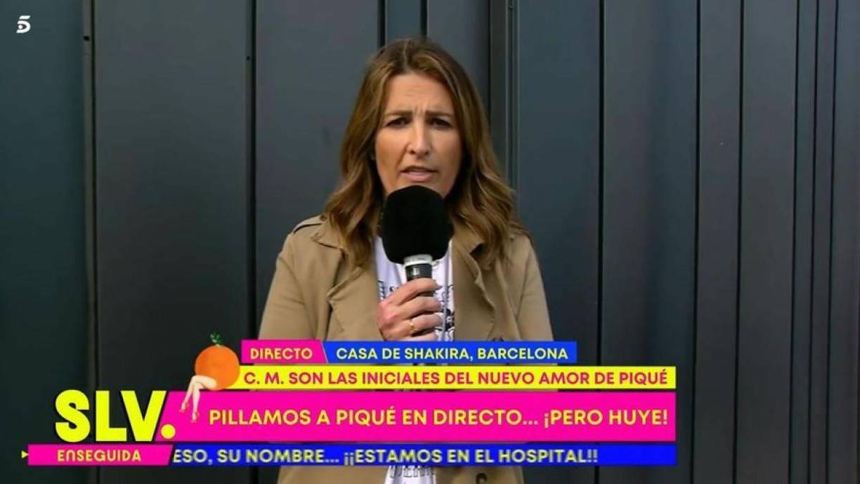 La periodista Laura Fa está siendo una de las más activas en este tema y ha dado varias noticias sobre la separación de la pareja. El miércoles incluso pudo cazar al central del Barça saliendo de su casa.