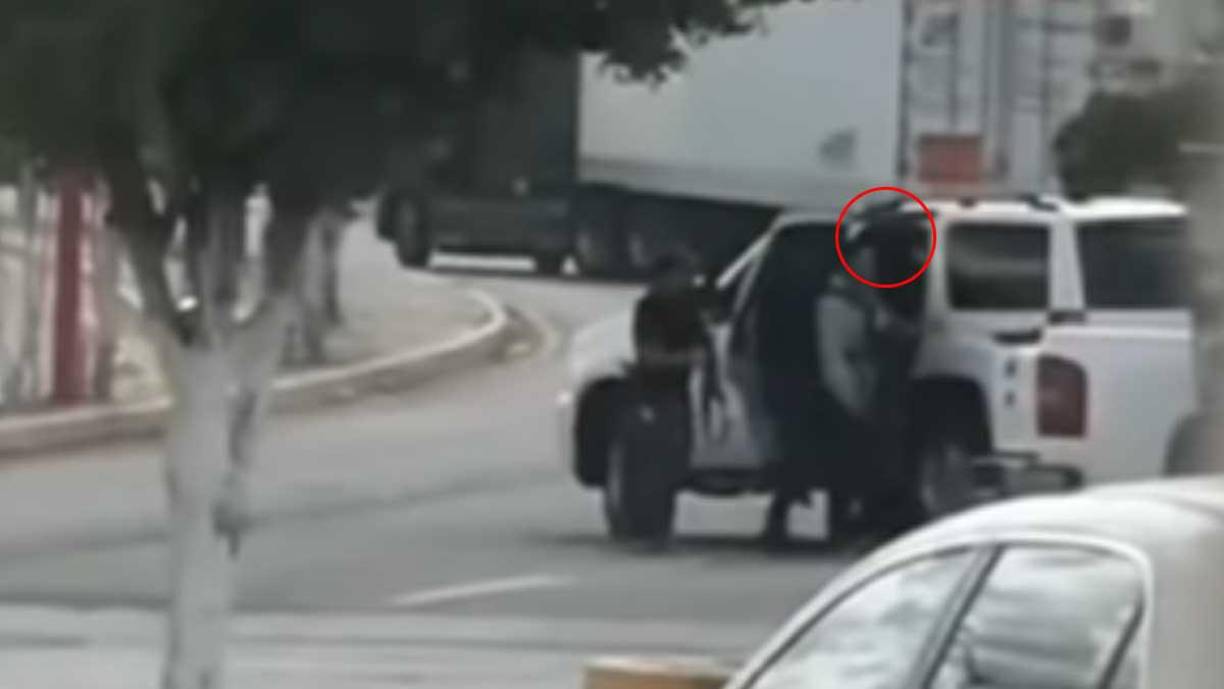 ”Estos (los criminales) efectuaron disparos con armas de fuego en contra del personal militar, quien repelió la agresión”, estableció la fuente. 