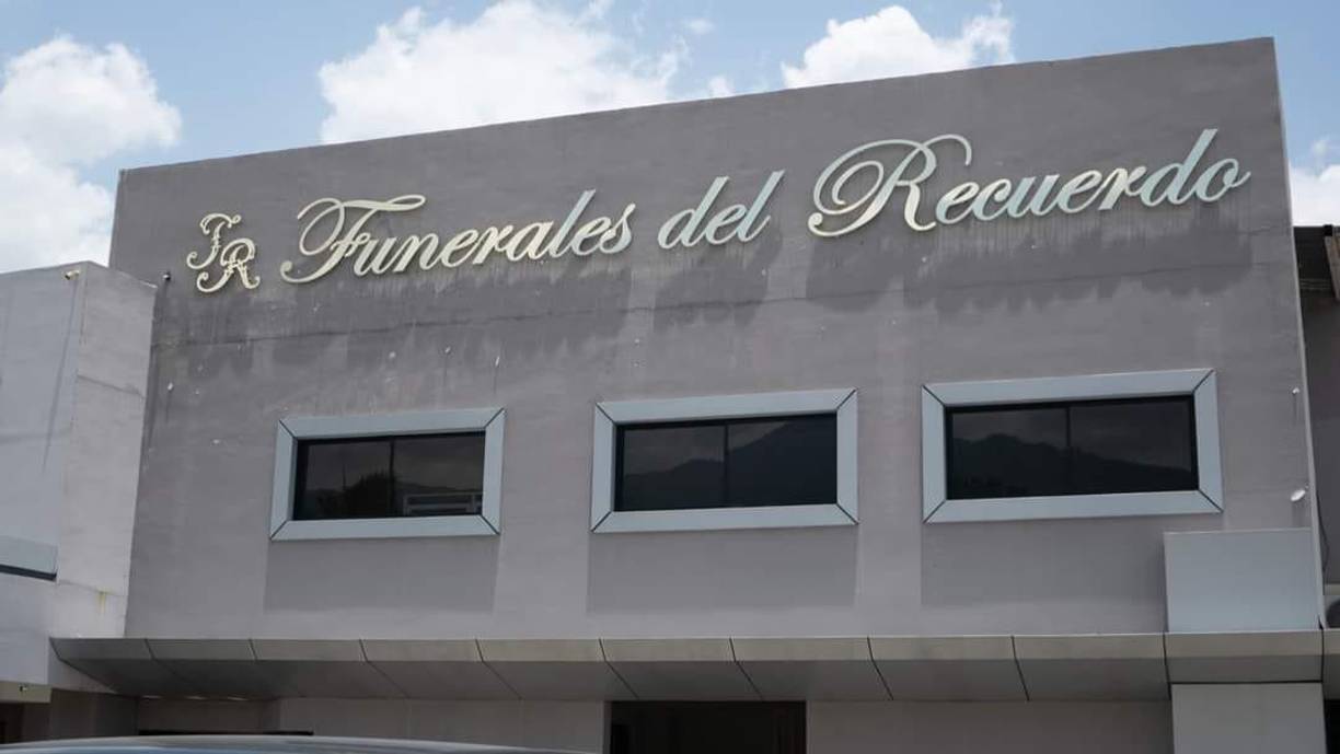 Su velatorio se realiza este sábado en Funerales Jardines del Recuerdo, en San Pedro Sula. 