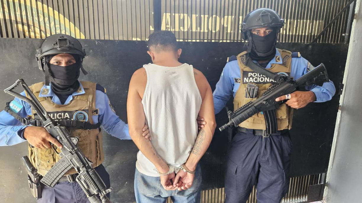 En estricto apego a ley, ha sido remitido a la Fiscalía correspondiente para continuar con su proceso legal.