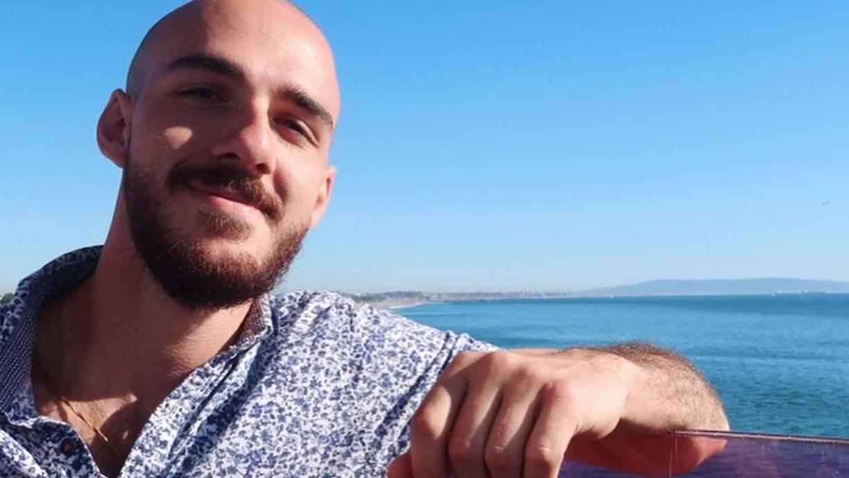 Las autoridades encontraron ayer varios artículos de Laundrie en una búsqueda en la que participaron los padres del joven, en el Myakkahatchee Creek Environmental Park, en la ciudad de North Port (Florida), donde viven.