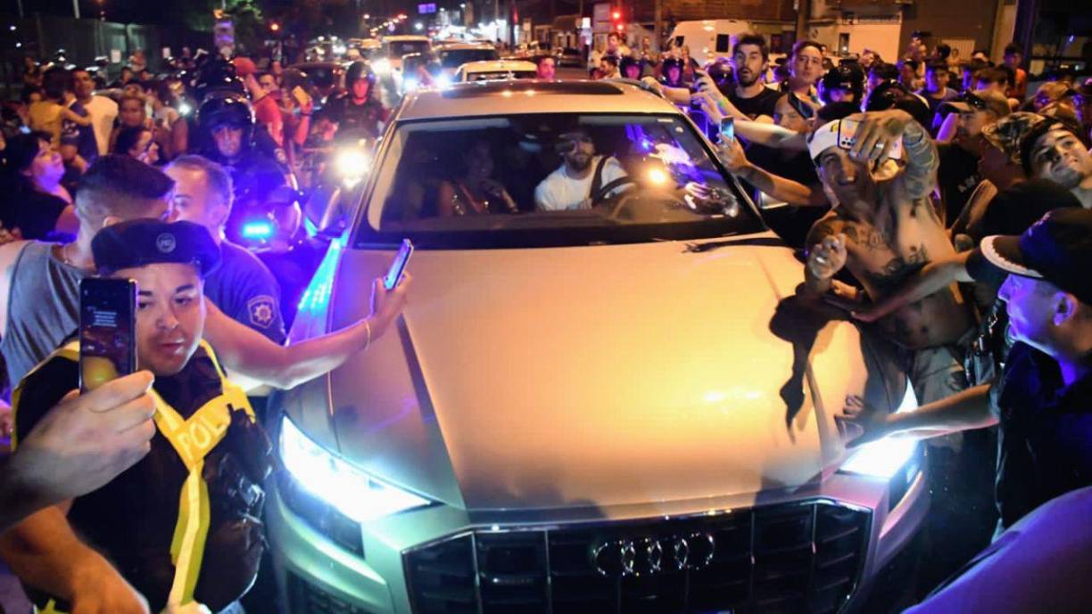 El festejo se llevó a cabo en el City Center Rosario, un hotel, casino y centro de convenciones de esta ciudad de la central provincia argentina de Santa Fe, a la que Messi llegó el pasado día 20, tras las multitudinarias celebraciones en Buenos Aires por el triunfo e la ‘Scaloneta’.