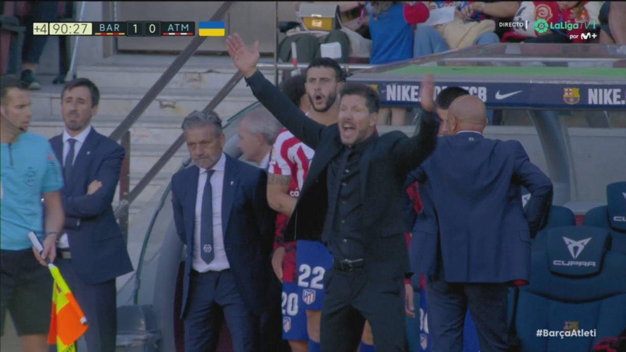 La jugada sembró la duda y reclamos en el Camp Nou , sin embargo el partido continuó sin sancionar penal y los rojiblancos siguieron con la misma intensidad, pero no fue suficiente para lograr anotar el gol del empate. 