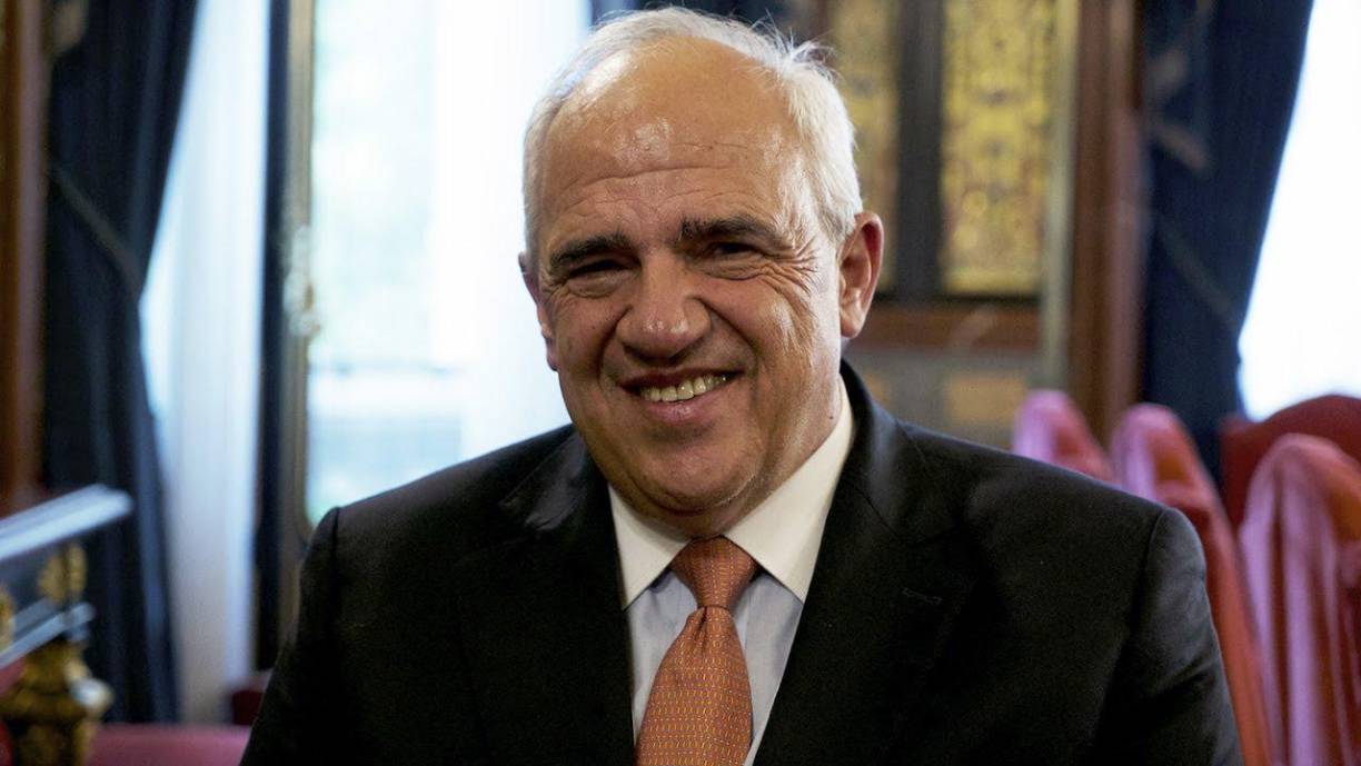 De su lado, Ernesto Samper, exmandatario colombiano entre 1994-1998, dijo que el supuesto “objetivo” de este ‘escándalo’ es que el presidente Gustavo Petro no pueda gobernar. “Hay sectores a los que les molestan las propuestas sociales, las propuestas de cambio de Petro y que ven en esto una excelente oportunidad para montar un distractor de opinión que Petro tendrá que contrarrestar de alguna manera como lo hice yo gobernando”, mencionó. 