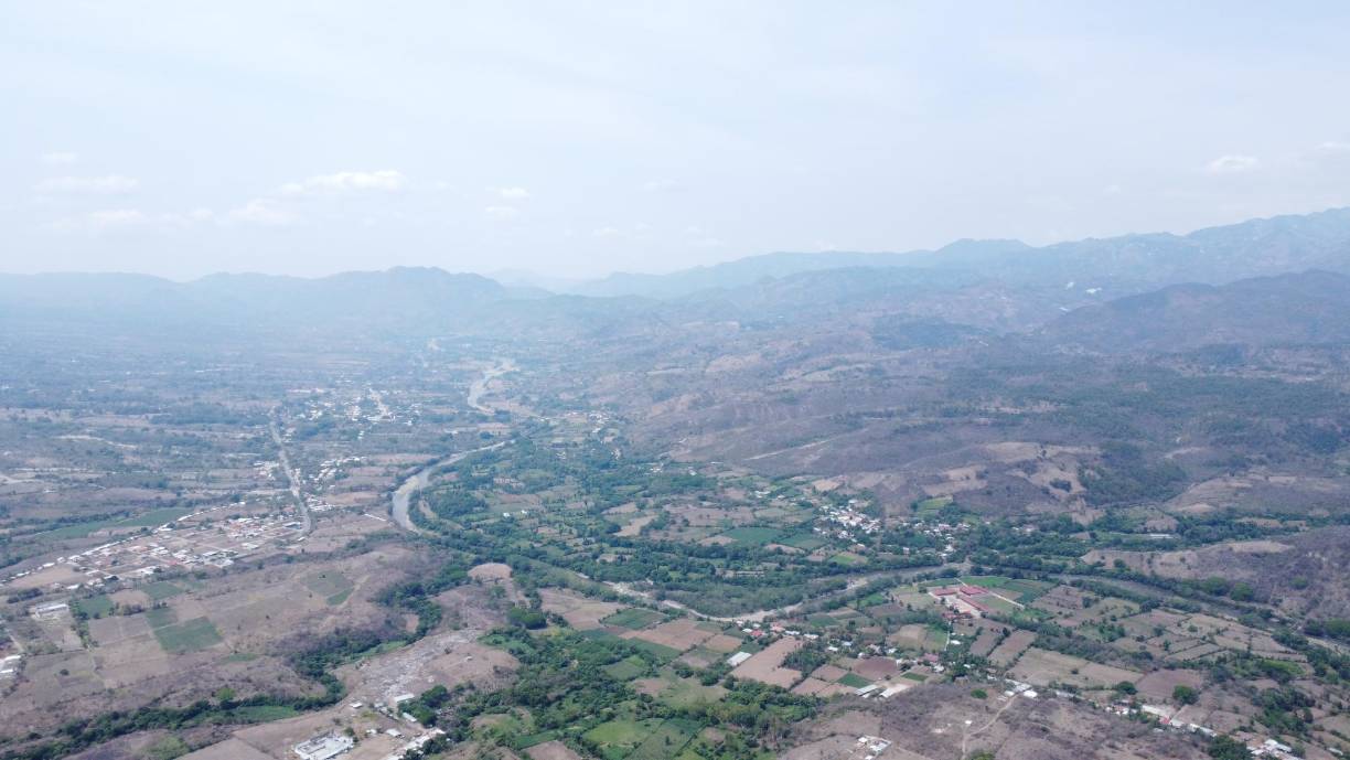 <b>Para la diputada nacionalista Tania Pinto, Ocotepeque todavía es una ciudad muy vulnerable. “El peligro se vive cada invierno con el río Marchala por la falta de desasolvamiento, mismo que ya se aprobó en el Congreso la moción en la que el gobierno central a través de Fhis realizará esos trabajos de mitigación”.</b>