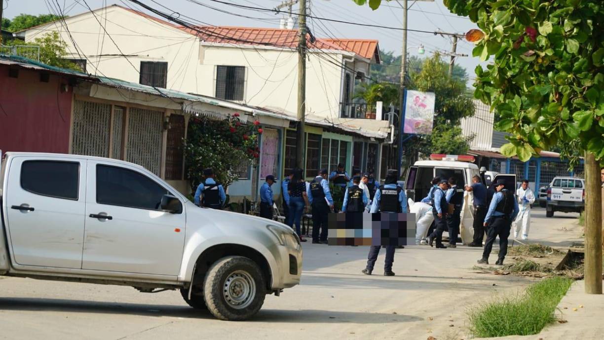 La masacre ocurrió a eso de las 3:30 am en la populosa colonia Santa Martha, de San Pedro Sula. 