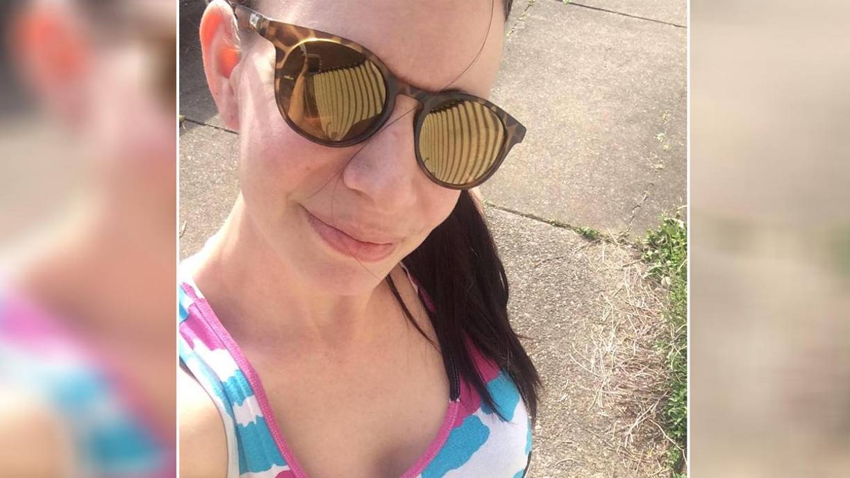 A pesar de que Christina le pedía que no la matara por que tenía cuatro hijos que mantener le disparó en la cabeza.