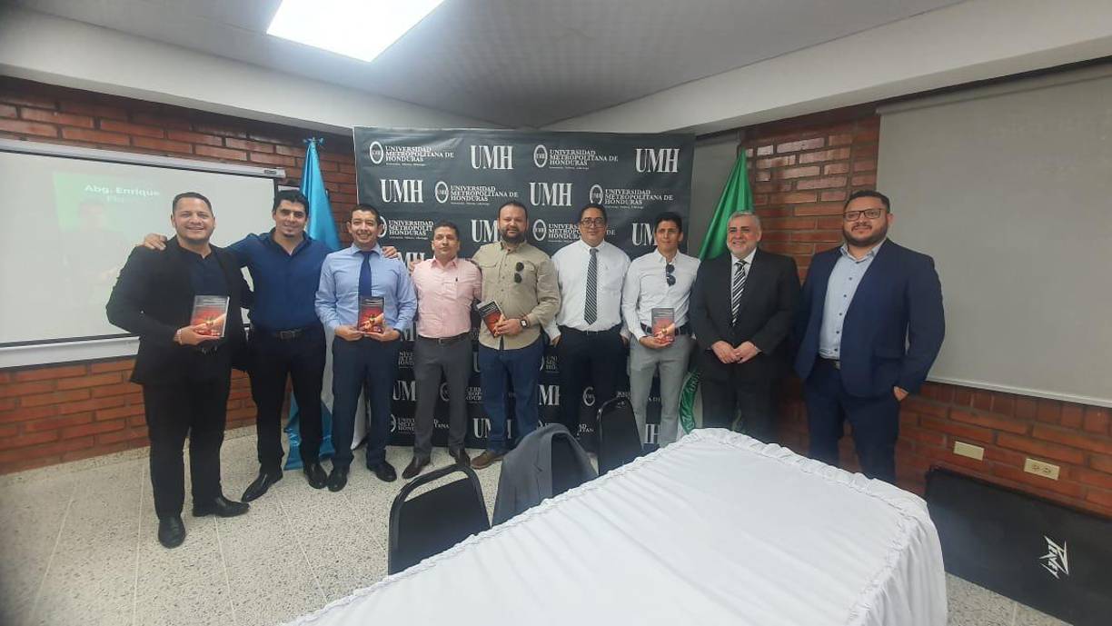 Daniel Cárdenas, José Luis Reithel, David Rodriguez, Enrique Flores, Gerson Garcia, Rafael Salgado, Gustavo Reithel, Christian Ulate y José Pavón