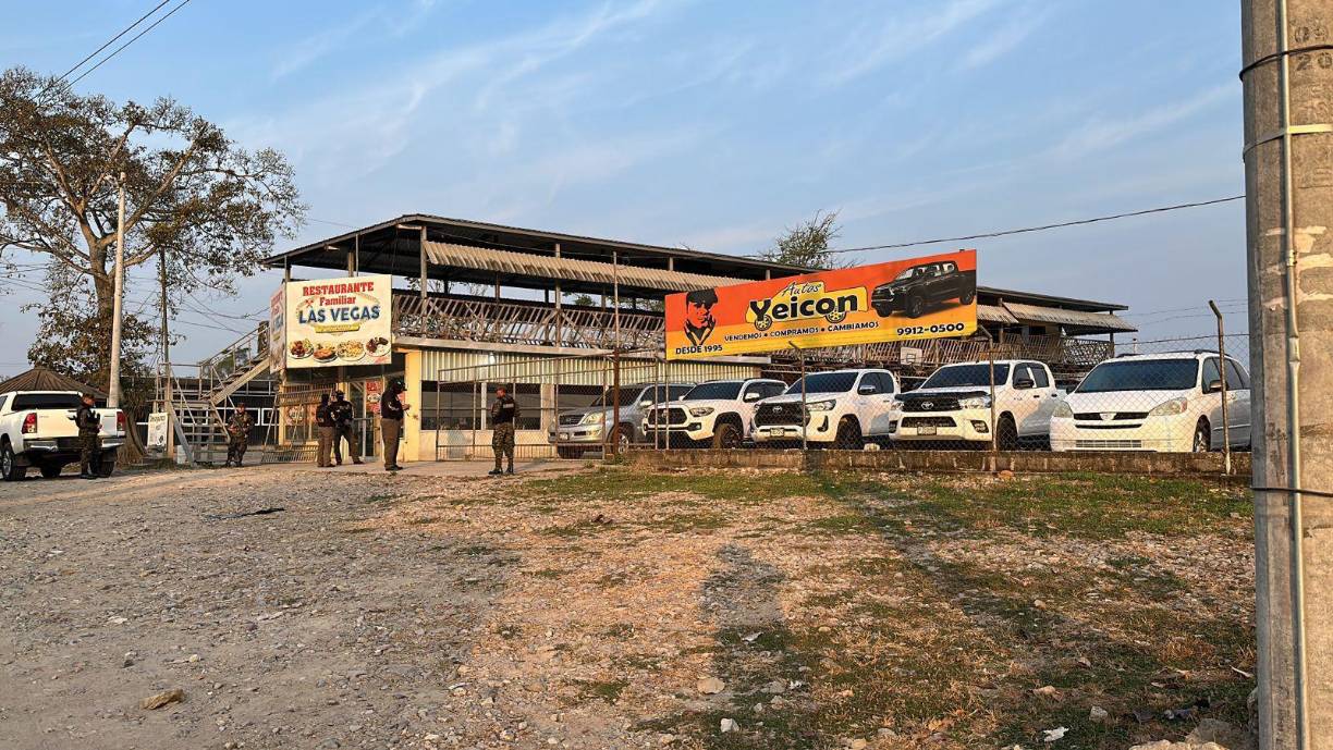 Esta investigación fue alimentada con la declaración de Luis Pérez, uno de los testigos de la Fiscalía de Nueva York en el juicio de JOH, quien mencionó que, desde Puerto Cortés, enviaban grandes cargamentos de cocaína hacia Estados Unidos.