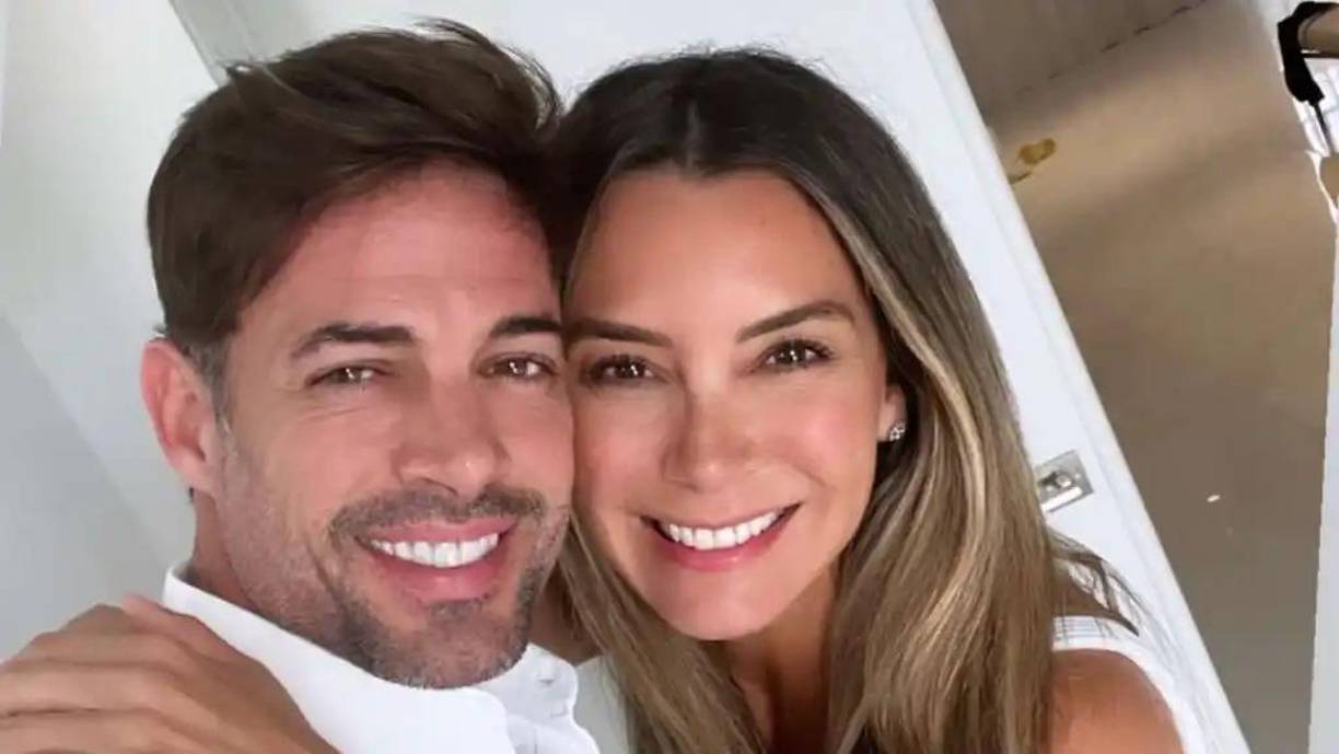 Por su parte, Elizabeth no tardó en responder. Durante una aparición en el programa Despierta América (Univision), la actriz de raíces mexicanas aseguró: “En ningún momento he querido lastimarlo”. La situación escaló, convirtiéndose en una “guerra silenciosa” entre ambos, aunque públicamente pedían tranquilidad.