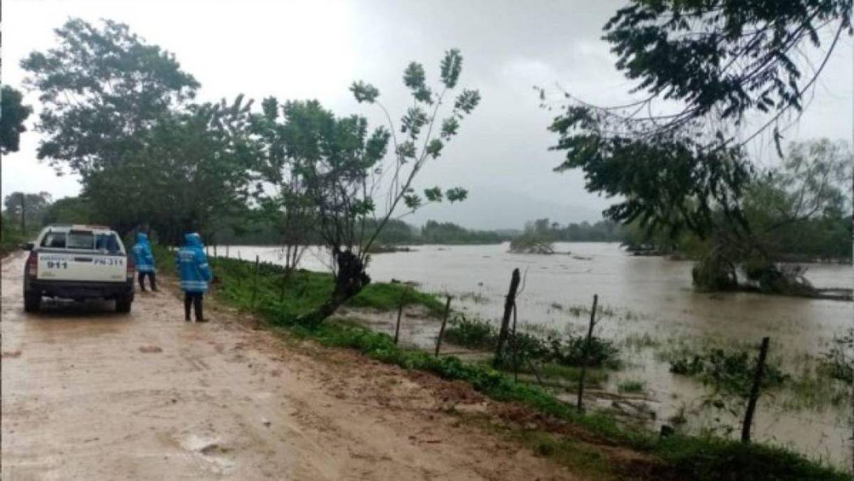  En total, los 19 ríos que más emergencias causan en el país son: Patuca, Ulúa, Choluteca, Aguán, Chamelecón, Cangrejal, Río Tinto o Negro, Guayape, Guayambre, Lean, Humuya, Goascorán, Talgua, Sico, Juticalpa, Plátano, Coco o Segovia, Motagua y Amapa, entre otros de mediano y pequeño tamaño. 