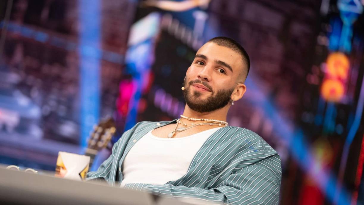 En esta conversación, Turizo fue interrogado por un defecto de su compatriota, a lo que respondió: “¿Un defecto? Que se le olvidó que me conocía” añadió entre risas, recordando que en el pasado grabaron un tema en pareja que no vio la luz. Y agregó: “Hace unos años grabé un tema con Karol, pero nunca salió. Quedó ahí y no pasó nada”, destacando que no guarda ningún tipo de resentimiento en contra de la paisa.