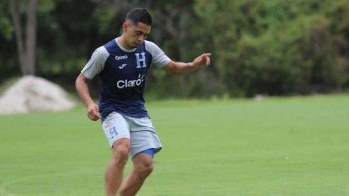 Diego Rodríguez: No fue titular contra Panamá y hoy la afición le pide al “Bolillo” Gómez que lo considere como lateral por la banda izquierda.