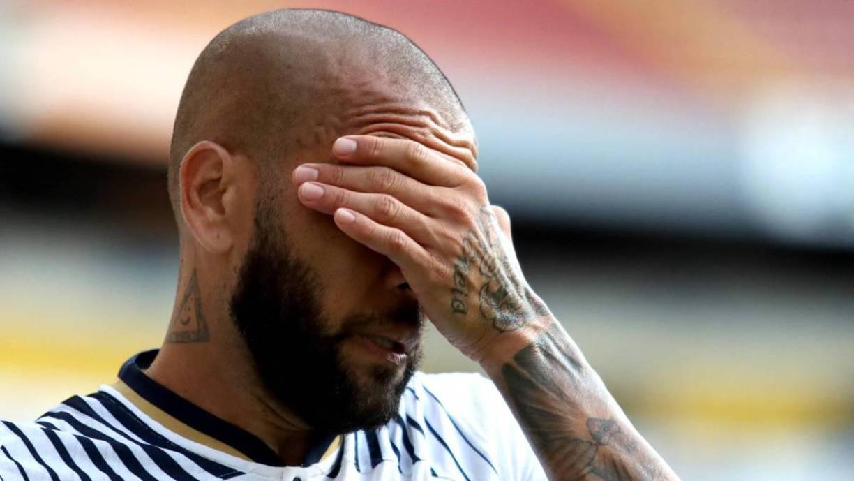 El caso de Dani Alves aún continúa en incertidumbre, pruebas y declaraciones salen a la luz y el futbolista busca su libertad condicional. 