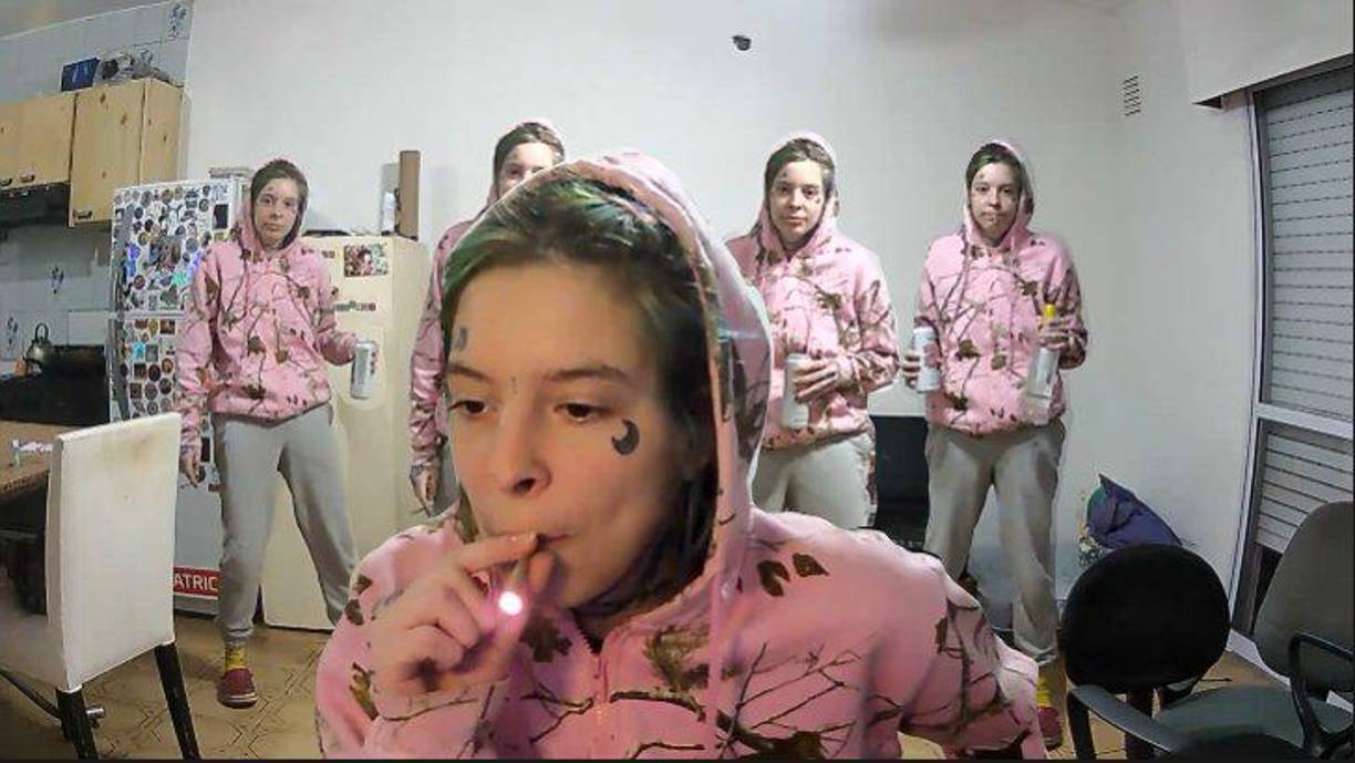 Nahir Lorenzetti es una influencer argentina mejor conocida como Asadodefaso, se volvió viral en TikTok luego publicar un video en el que suplica que alguien la mantenga porque no le gusta trabajar.