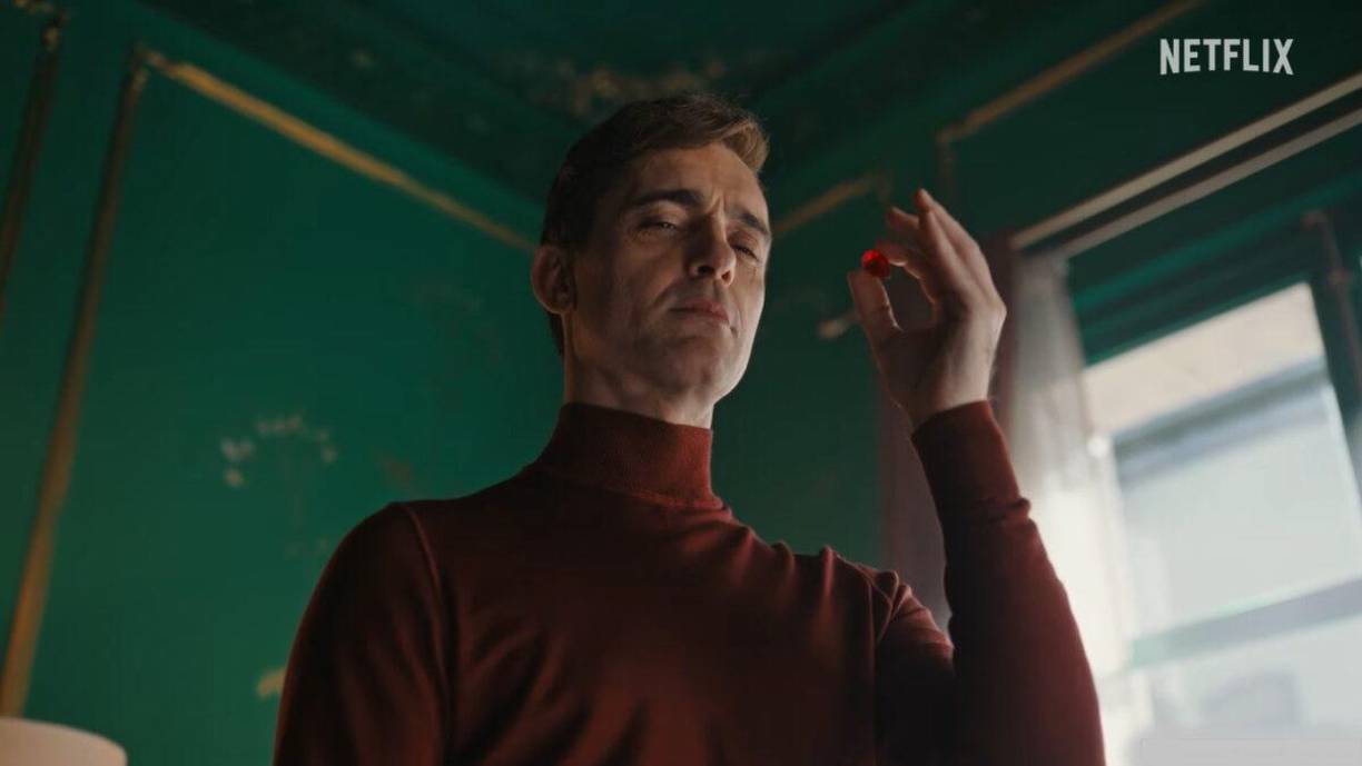 “Berlín te permite jugar y avanzar como actor en la forma de entretenimiento más salvaje. Tiene mucha chicha”, apunta Alonso, que asegura que se pensó “muy en serio” aceptar la propuesta. “Si bien estoy muy agradecido a ‘La Casa de Papel, tenía que ser consciente de la sobreexposición que me llevaría continuar con el personaje. Tardé un día y medio en aceptar el papel”, afirma riendo.