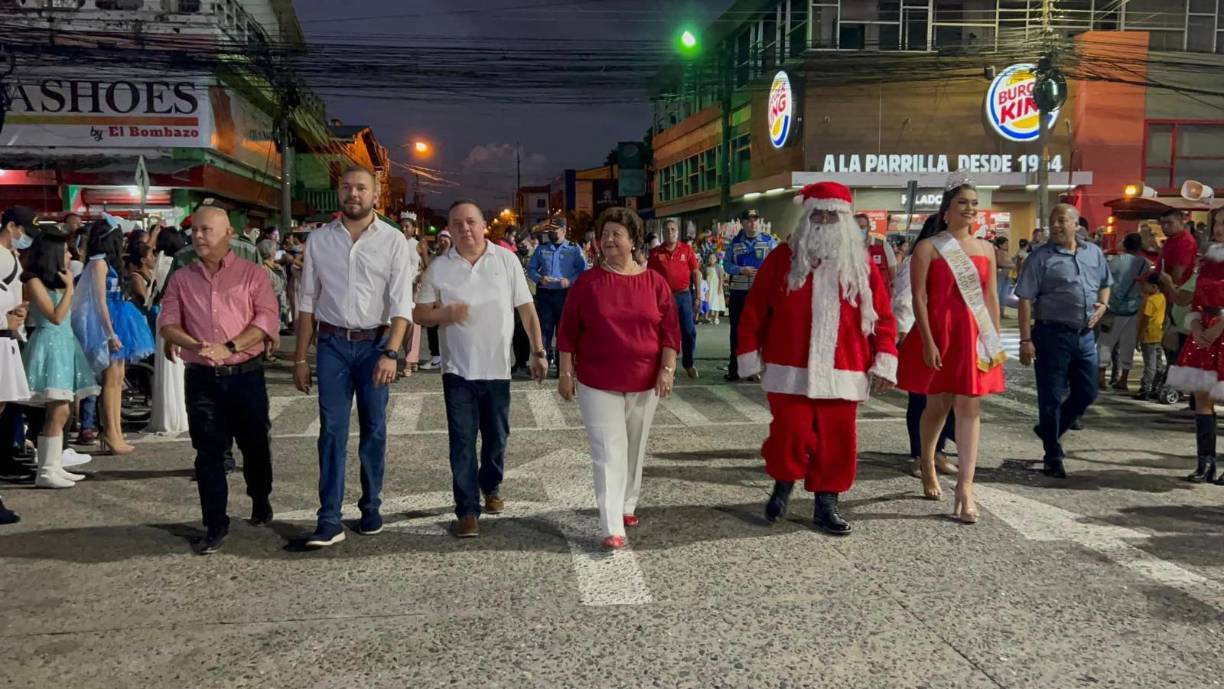 El 22 se desarrollará la tamaleada y el baile del recuerdo navideño en el parque a partir de las 5:00 pm.