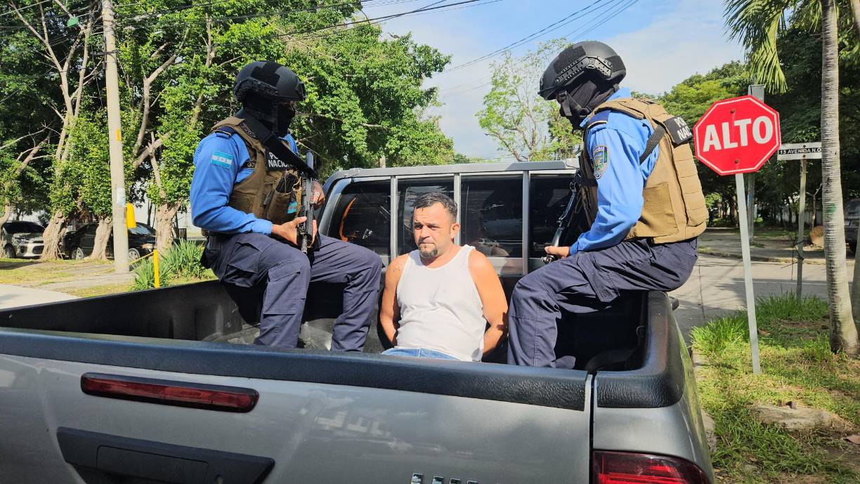 El arrestado es alias “Deybi”, miembro activo de la estructura criminal MS-13 desde hace aproximadamente nueve años.