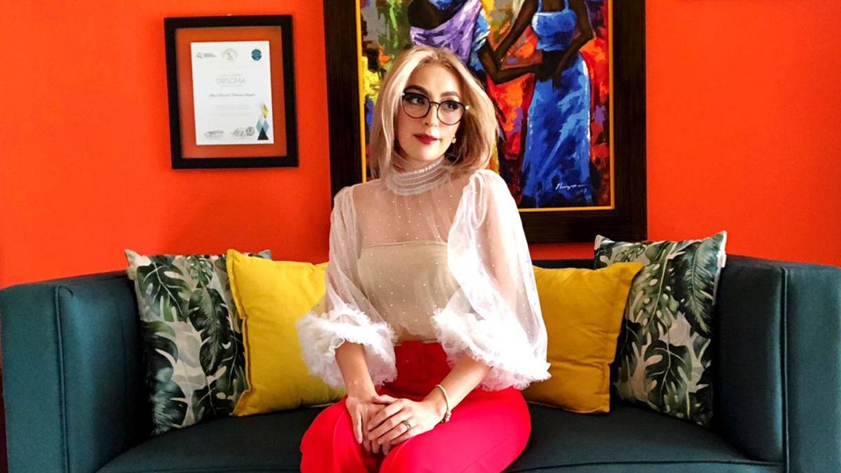 Abogada Alexa Solórzano es juramentada como gobernadora de Cortés