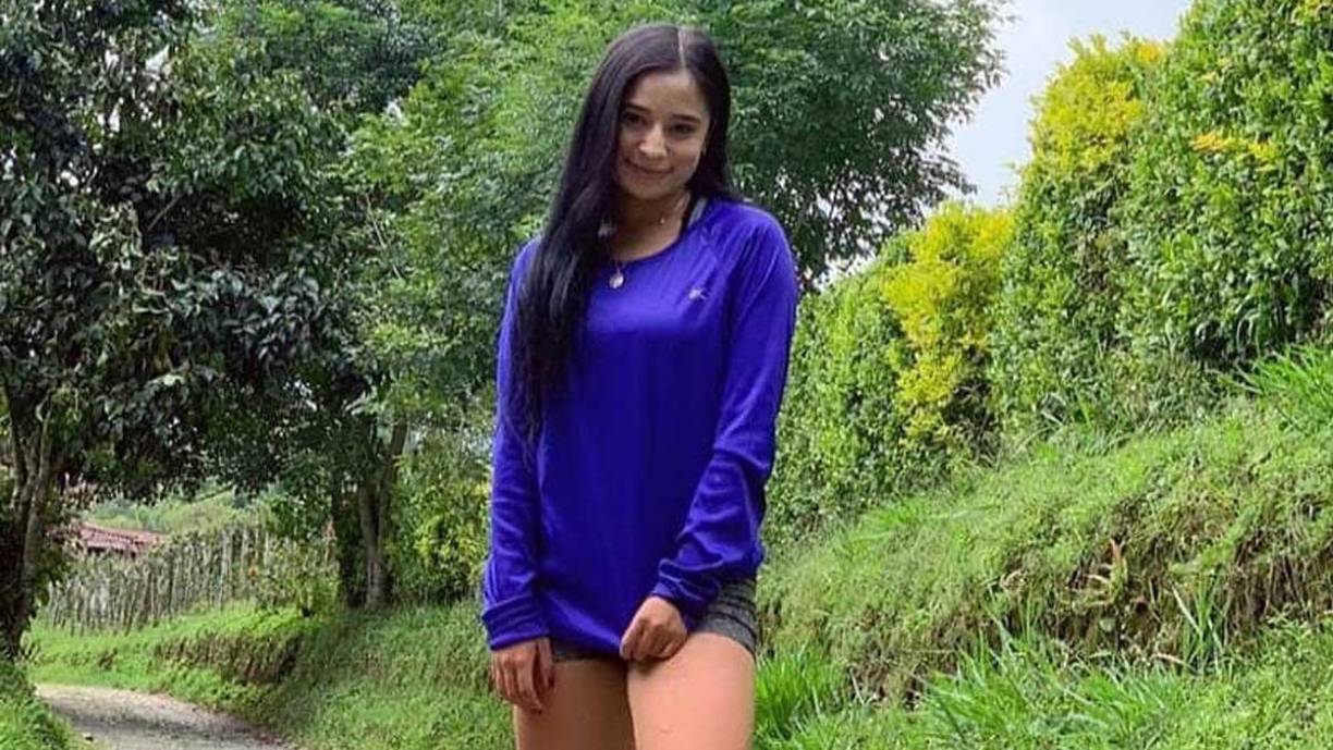 Según los testigos, tenía en su frente un golpe. Estaba sin signos vitales. 