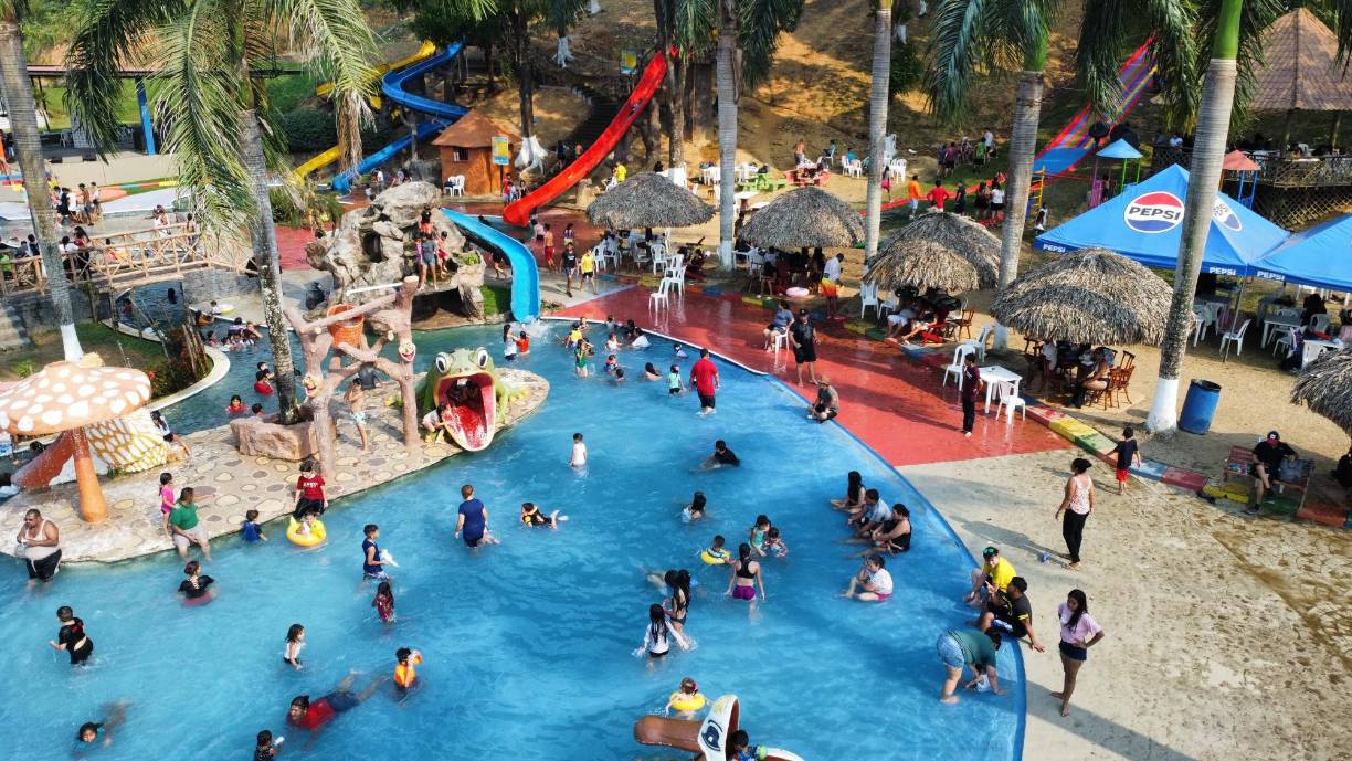 Cientos de visitantes colmaron las instalaciones de Tío Dolmo. 