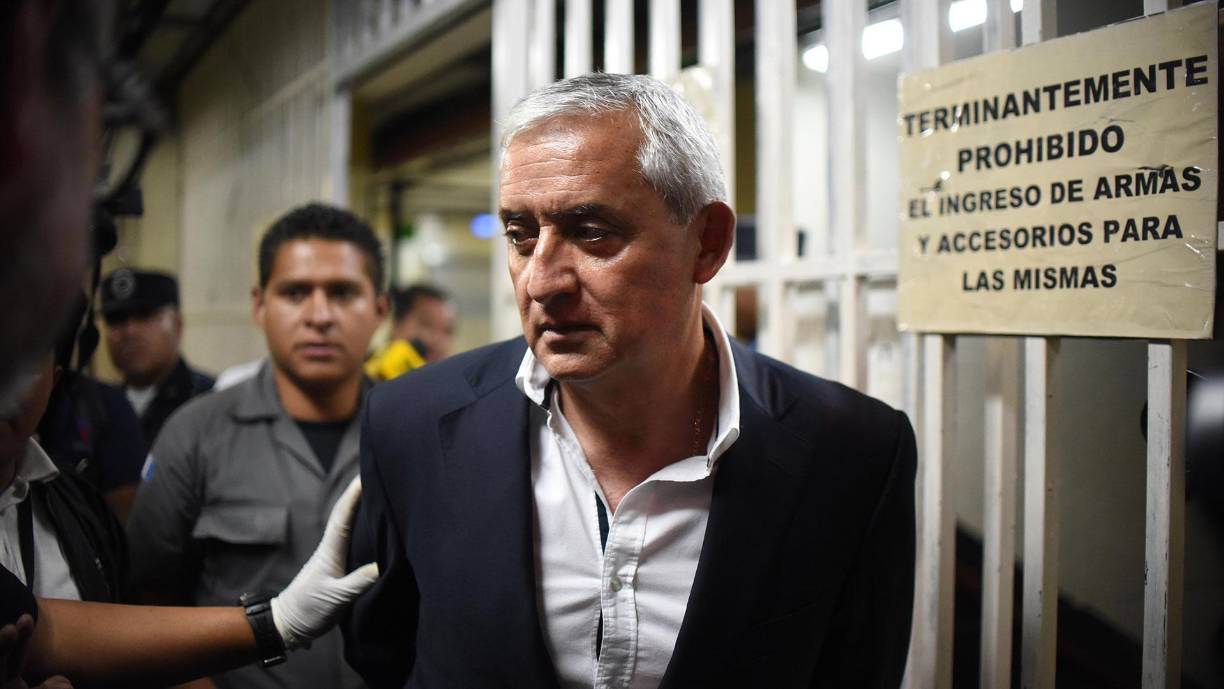 El expresidente de Guatemala, Otto Pérez Molina y la exvicepresidenta Roxana Baldetti, detenidos desde 2015, enfrentan un juicio tras ser acusados de liderar una red de defraudación aduanera conocida como “La Línea”.