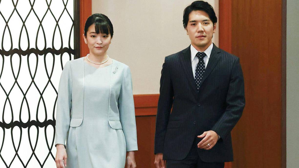 El camino hasta convertirse en la señora Komuro no fue fácil, cuatro años desde que anunciaron su compromiso y renunciar a sus títulos reales ha sido el largo camino hasta el altar de la princesa Mako.