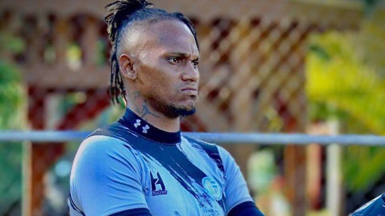 Según informa el periodista Manfredo Reyes, Georgie Welcome podría volver a la Liga Nacional ya que el Vida de La Ceiba está interesado en ficharle. El atacante forma parte actualmente del Juticalpa FC.