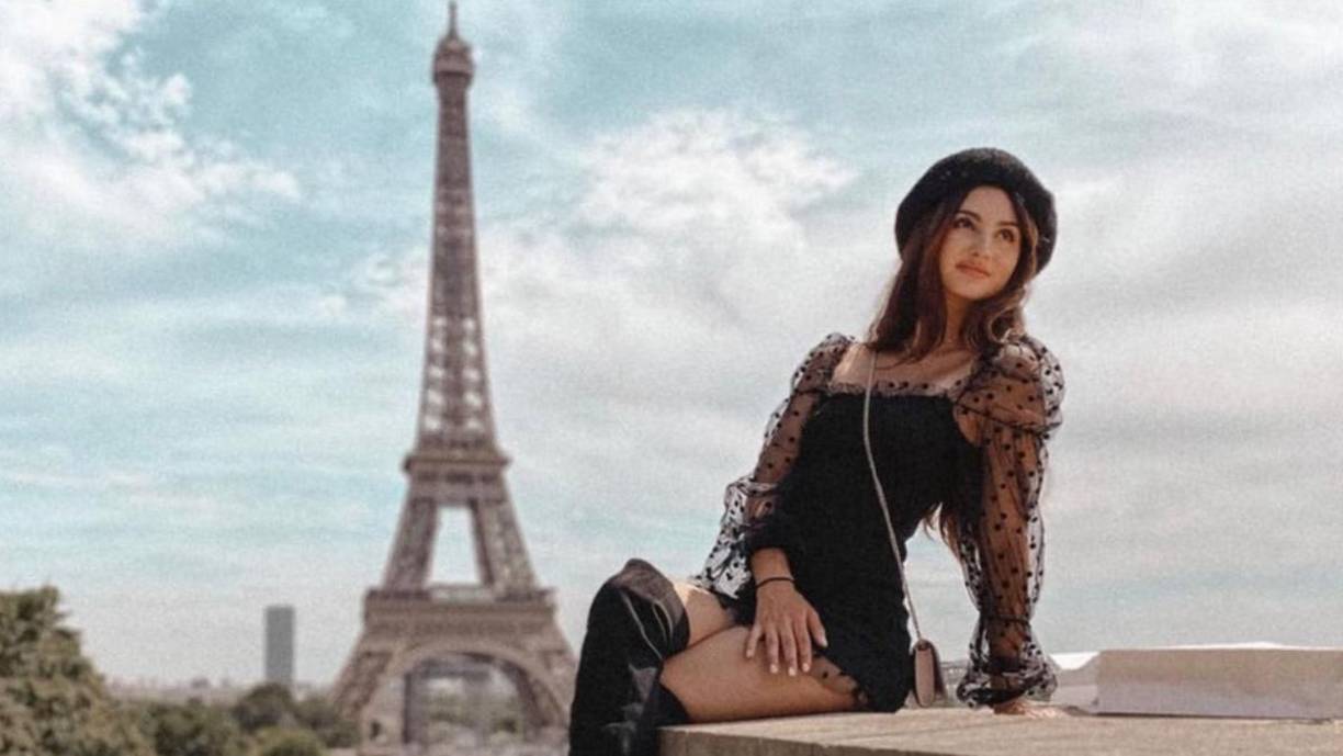 La joven de 21 años de edad y estrella de TikTok realizaba un curso de paracaidismo con la escuela Skydive Toronto en Ontario, Canadá. 