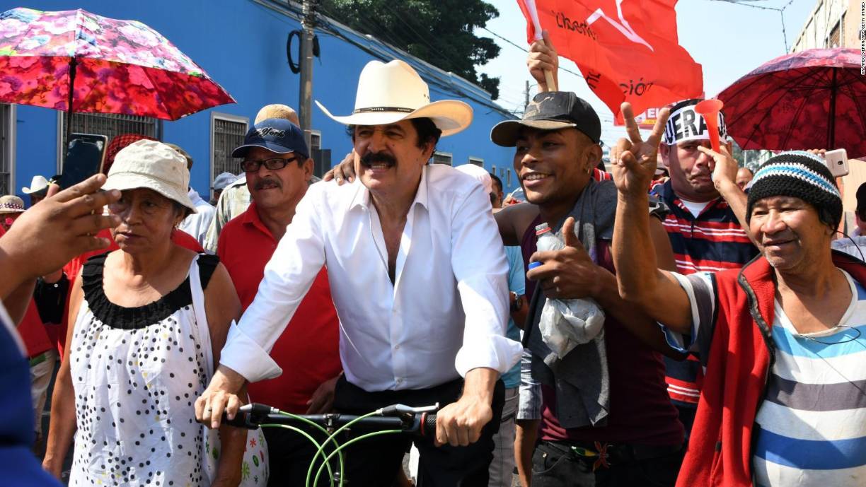  Elegido como liberal en 2005, el presidente Manuel Zelaya fue derrocado en 2009 tras girar a la izquierda y acercarse al chavismo. Luego Zelaya creó Libertad y Refundación (Libre) que lleva al poder a su esposa, Xiomara Castro.