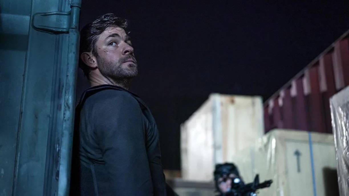 Su éxito generó dos secuelas, pero Krasinski se puso posteriormente en forma para interpretar al protagonista Jack Ryan durante cuatro temporadas en la popular serie de Prime Video, que ahora se convertirá en una película.